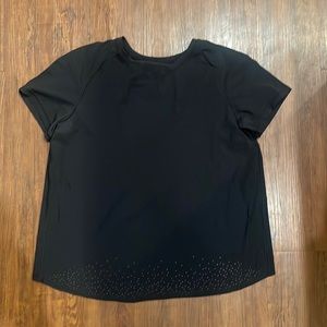 Black Lululemon shirt